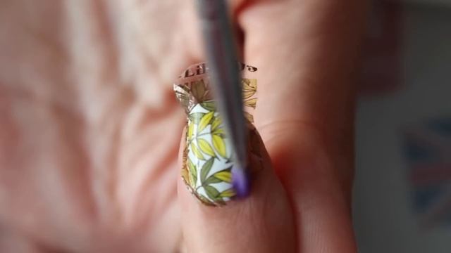 Листики форэва ? с Nicole Diary / Leaves Nail Art смотреть онлайн