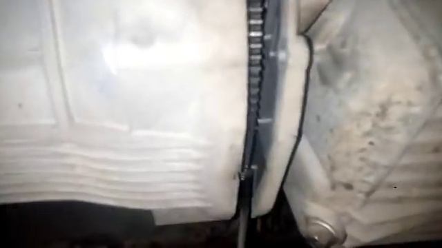 УАЗ Патриот. Снимаем коробку, ставим облегчённый маховик. (Небольшой затуп записи под конец видео) смотреть онлайн