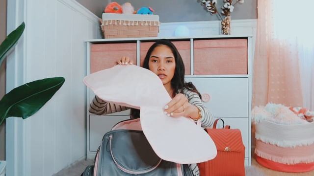 What’s In My Diaper Bag For My Two Month Old Babygirl смотреть онлайн