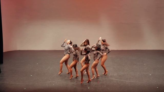 Bachata 2 team - 2021 Mid Year Showcase смотреть онлайн