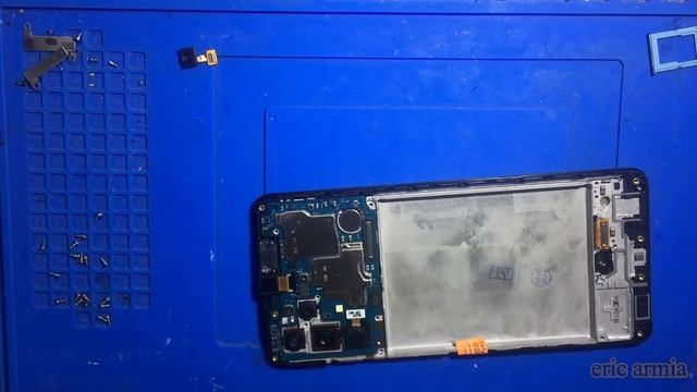 SAMSUNG A32 4G - (SM-A325F) - LCD SCREEN REPLACEMENT - CHANGE DISPLAY - DISASSEMBLY смотреть онлайн