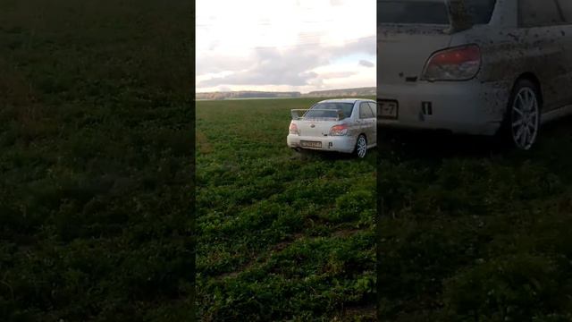 Субару супер. Ездим в поле боком. смотреть онлайн