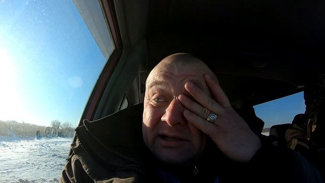 Хлопушки, холод, новый год! Зимняя рыбалка. смотреть онлайн