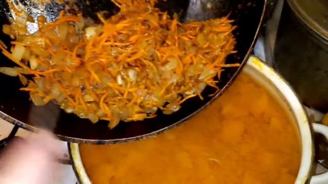 Суп тыквенный с курицей по рецепту нашей семьи. смотреть онлайн