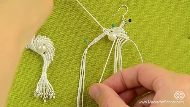 Macramé Angel Wings - Earrings Tutorial смотреть онлайн