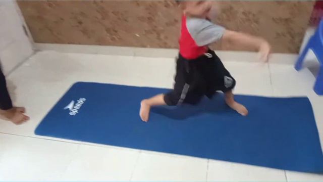 Unboxing Matras Yoga merk Speeds #matrasyoga #matrasSpeeds #unboxing смотреть онлайн