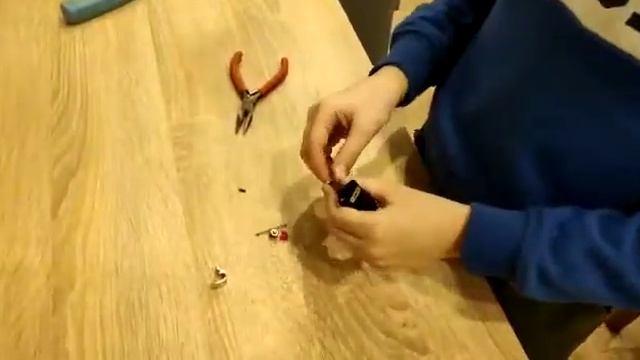 как разобрать кремниевую зажигалку смотреть онлайн