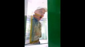 Дай таблетку, белую белую,одну одну.))))))