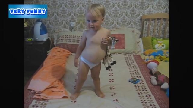 Эпичные падения Дети танцуют Пьяный человек и гармонь смотреть онлайн