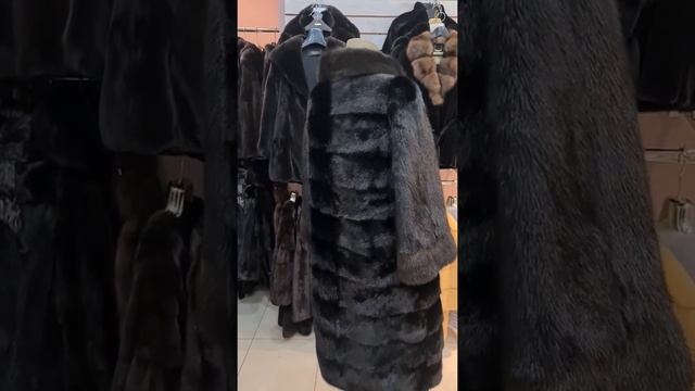 Купить шубы в Москве, комиссионный магазин шуб. www.продам-бу.москва смотреть онлайн