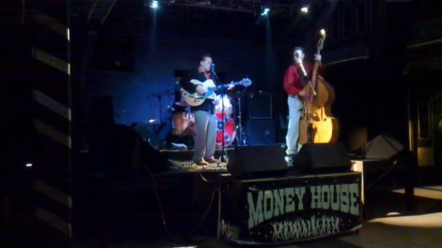 Rock and Roll Wise Guyz in Money Honey смотреть онлайн