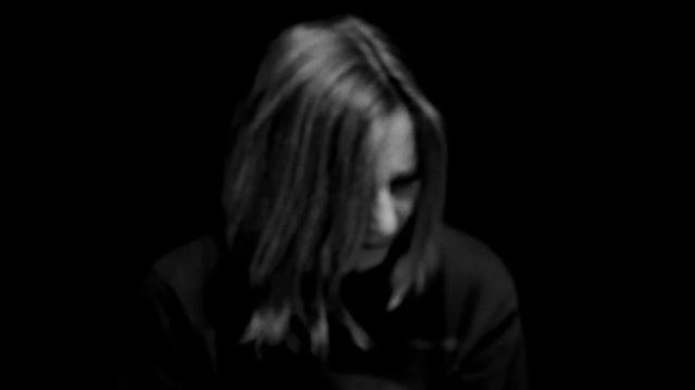 Portishead - SOS