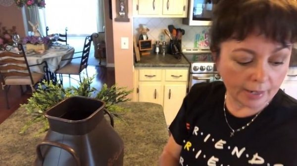 Tuscan | French Country | Farmhouse Decor Ideas Using Greenery 2019