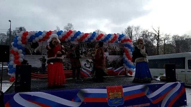 Ансамбль "ЛЮБАВА" - Любо братцы..... При лужке... Гуляй, Россия! смотреть онлайн