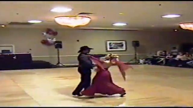 Atlanta Swing Fling 2007 -- Steve Edwards & Lisa King Waltz смотреть онлайн