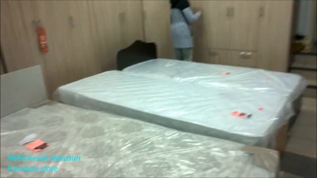 2022-10-25 Собрание, магазин, ремонт, −2° C, Братск, Сибирь, Россия смотреть онлайн