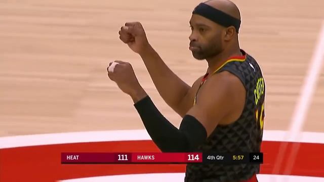 41-Year-Old Vince Carter's First Dunk as an Atlanta Hawk смотреть онлайн
