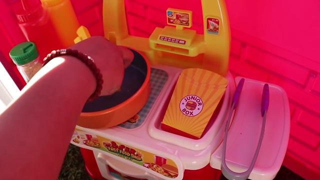 Funny Uncles & Auntie Pretend Play W/ Giant Magic Chocolate French Fries Food Toys