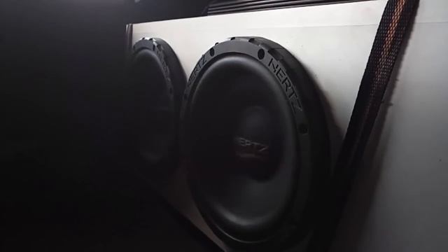 Ход сабвуферов Hertz HX 250 смотреть онлайн