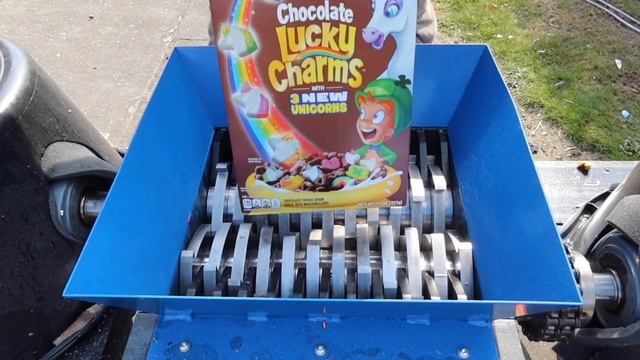 SHREDDING COTTON CANDY CRUNCH : Crushing Crunchy & Soft Things! смотреть онлайн