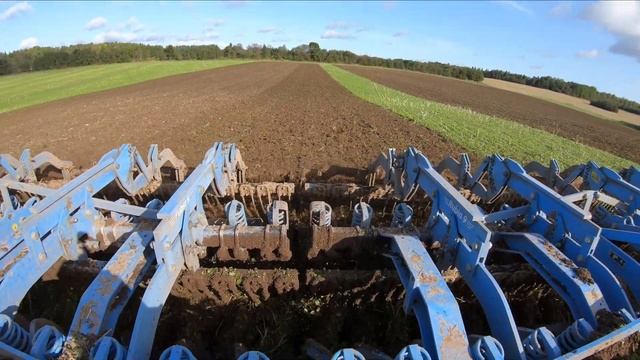 Fendt 1050 + Lemken Rubin 9  (8m)  in Action.