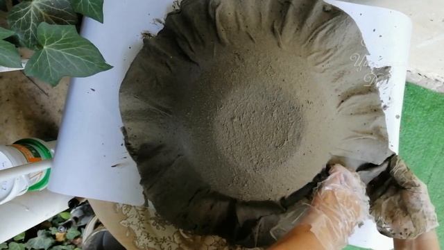 Теперь все соседи по даче выпрашивают это для своих поделок... смотреть онлайн