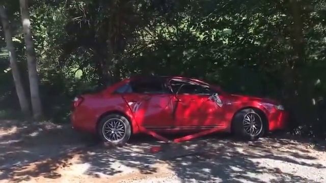 Audi A4 destroy :( смотреть онлайн