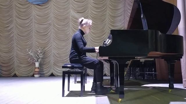 Моцарт Соната соль мажор 1ч. Шопен Ноктюрн до # минор. смотреть онлайн