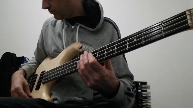 Ibanez Musician MC 924 Slap bass test смотреть онлайн