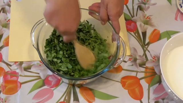 Окрошка с редисом на кефире ⁄ Окрошка з редискою на кефірі ⁄ Летние супы ⁄ Холодные супы смотреть онлайн