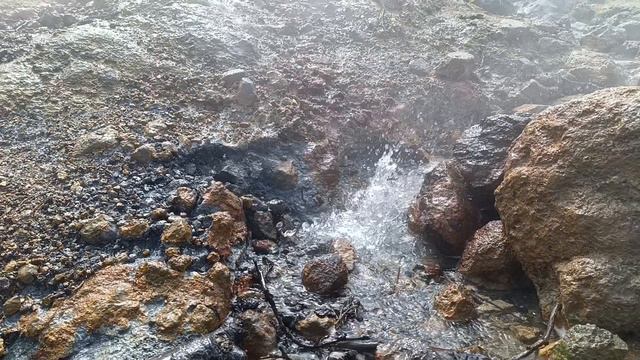 Дачные горячие источники, Камчатка 2024 смотреть онлайн