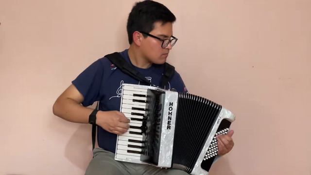 Acordeón Hohner Bravo II 48 Blanco | Hohner Reviews 002 смотреть онлайн