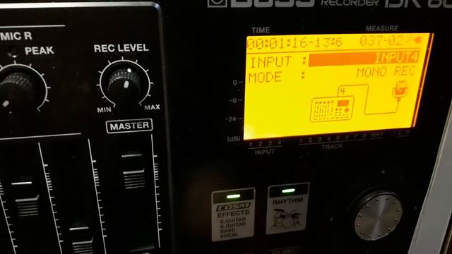 BR 800 BOSS подключение микрофона. смотреть онлайн