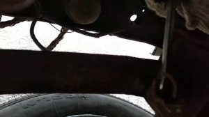 Как снять запаску HINO RENGER