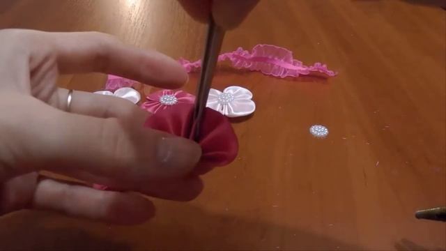 Украшение для девочки Резиночка на гульку Своими руками Мастер класс для начинающих смотреть онлайн