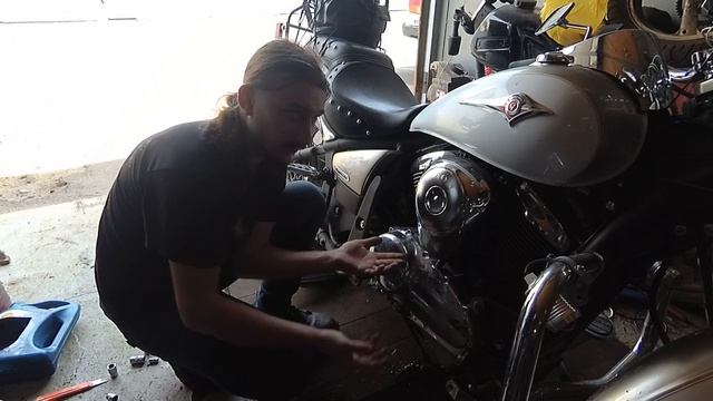 Замена сцепления Kawasaki Vulcan VN900 смотреть онлайн