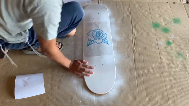 How to Spray Paint a Rose on a Skateboard смотреть онлайн