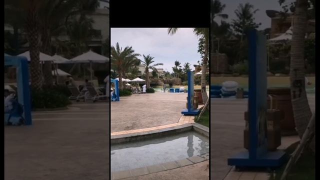 Китай. Аквапарк 'Санья' Атлантис смотреть онлайн