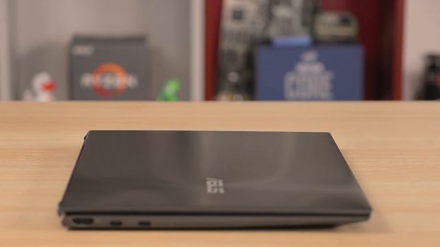 Lyxa till det med nya ASUS ZenBook 14 UX425! смотреть онлайн