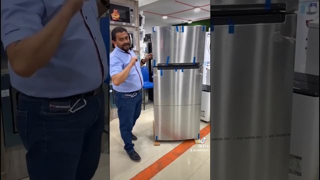 Nevera WHIRLPOOL 18 pies en acero inoxidable... смотреть онлайн