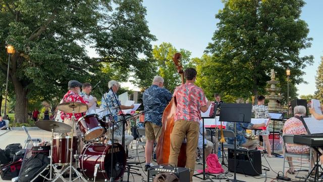 Music Under the Stars - Des Moines Metro Big Band - June 12, 2022 смотреть онлайн