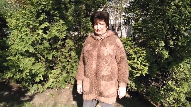 Пальто, вязаное крючком и спицами. Презентация. Coat crochet and knitting смотреть онлайн