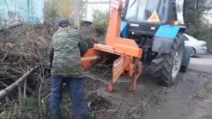Измельчитель веток на тракторе