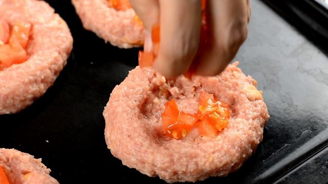 Готовлю Их на КАЖДЫЙ Праздник. Гости ВСЕГДА просят Добавки. Простой Рецепт Мясного блюда. смотреть онлайн