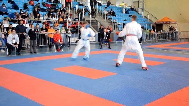 Kilkuset karateków z Polski i ze świata pokazało w Tczewie możliwości смотреть онлайн