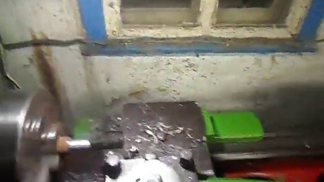 Токарный станок 1Б61а. Двиг.5.5 квт подключен от 220в. смотреть онлайн