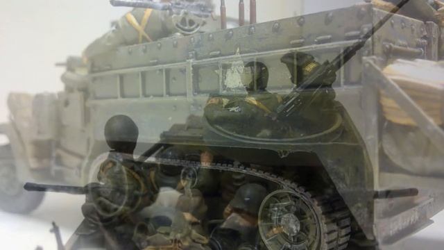 Diorama M3A2 Half track WW II 2d infantry div. - 1/35 scale model - смотреть онлайн