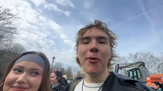 влог из берлина//море пива, кебабы и мракобесие в технo-клубе смотреть онлайн