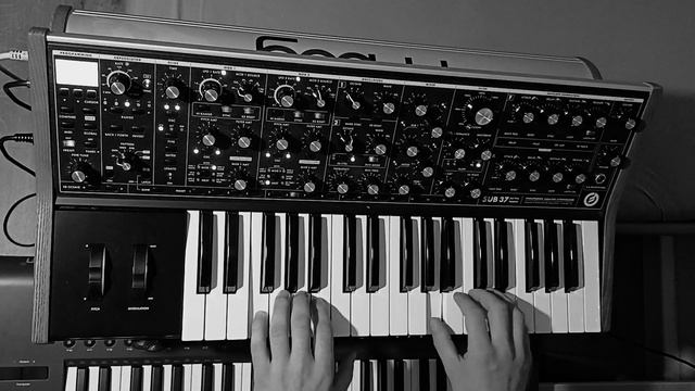 Hans Zimmer - Interstellar (Moog Sub 37 Rework) смотреть онлайн