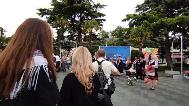 6 июня 2022 г. Ялта. Фестиваль посетили государственные деятели полуострова Крым и города - курорта смотреть онлайн